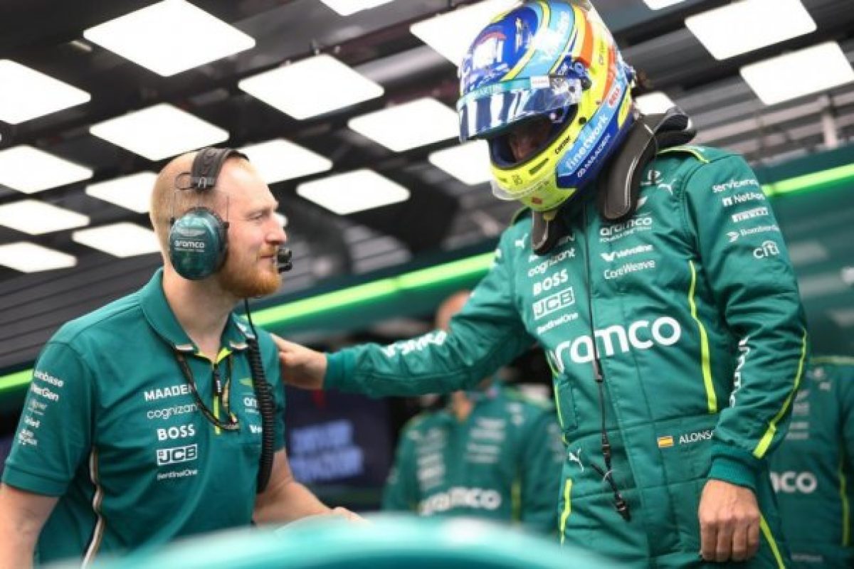 A szerencse és Newey is segítette Alonsót Katarban