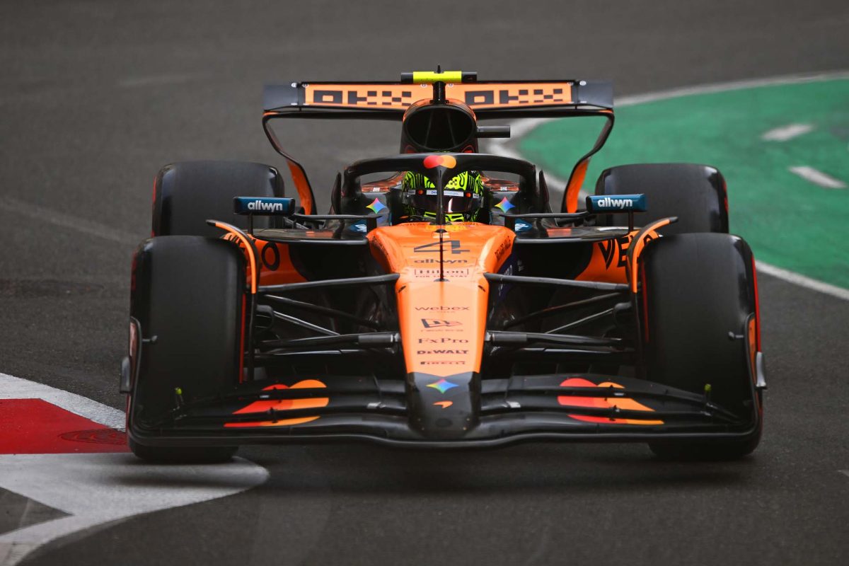 Nagy siker a McLarennél: Lando Norris vezet Piastri előtt Brazíliában