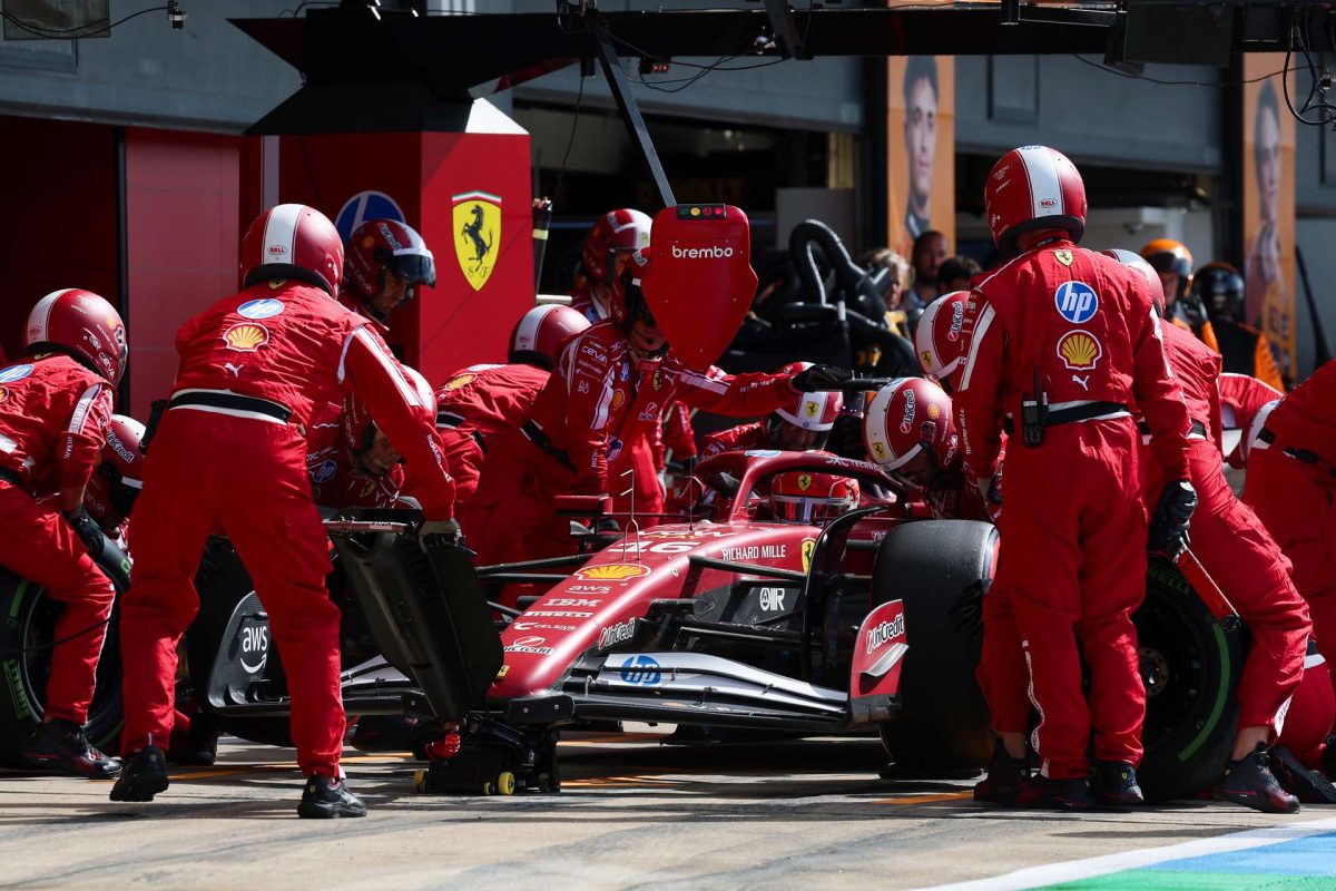 Kétkiállásos futamok jöhetnek a Forma-1-ben – kötelező lehet mindhárom gumikeverék használata