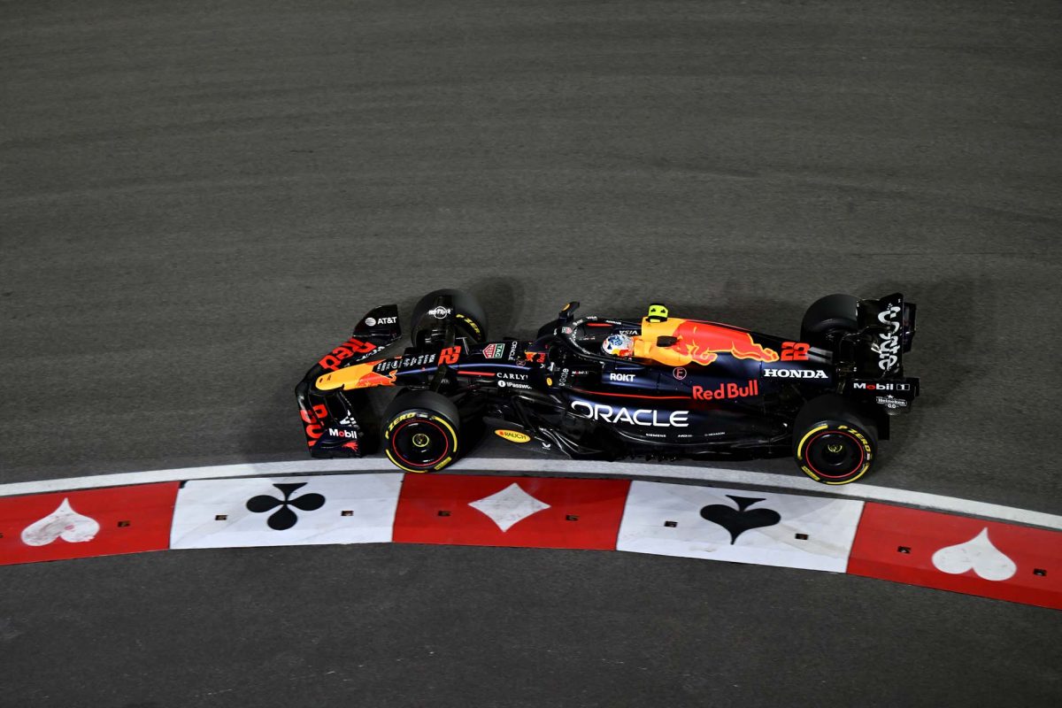 Tsunoda a bokszból rajtol Las Vegasban