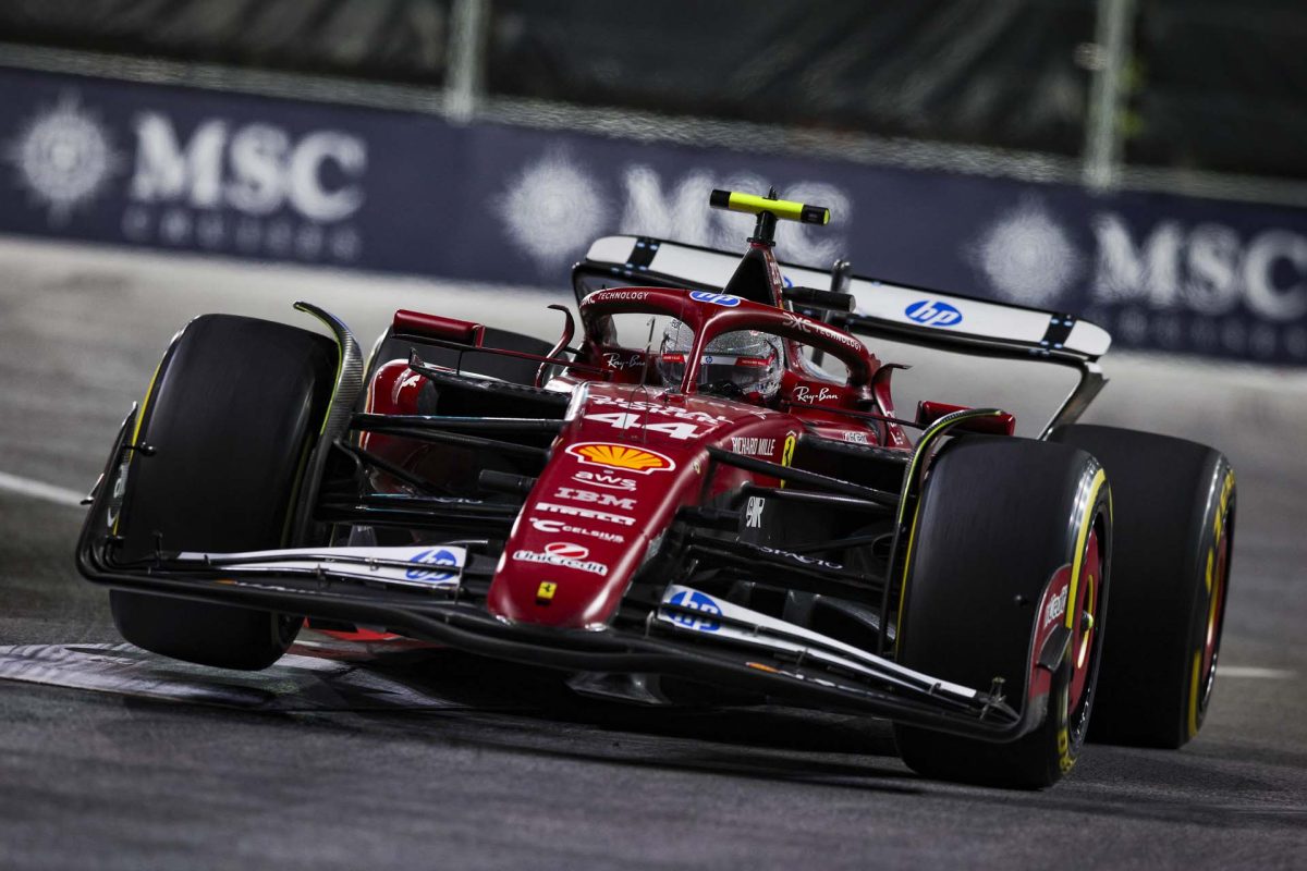 A cím lehetne: „Vasseur: Hamilton teljesítménye nem olyan rossz, csak le kell nyugodnia