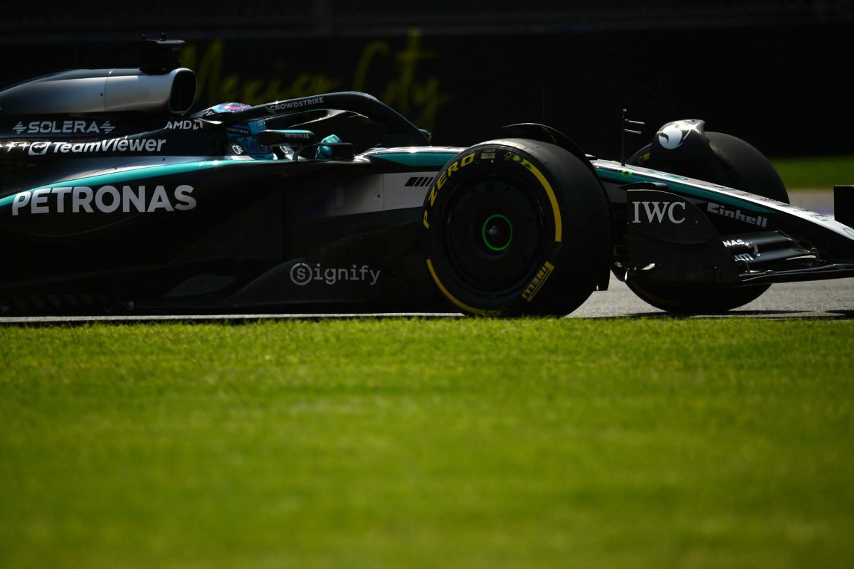 „Russell: Az autónk erős és készen áll a küzdelemre