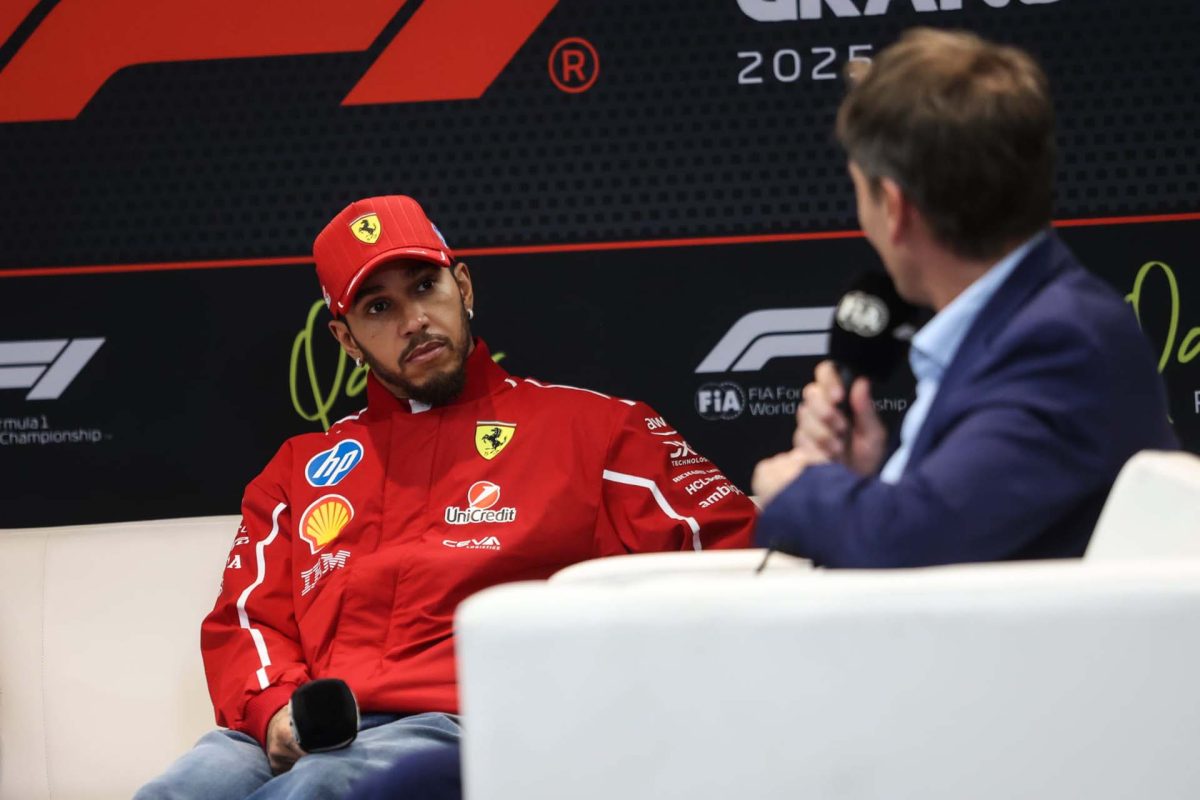 A Döntés Bátorsága – Hamilton Nincs Megbánás a Ferrari-Projekt Mellett