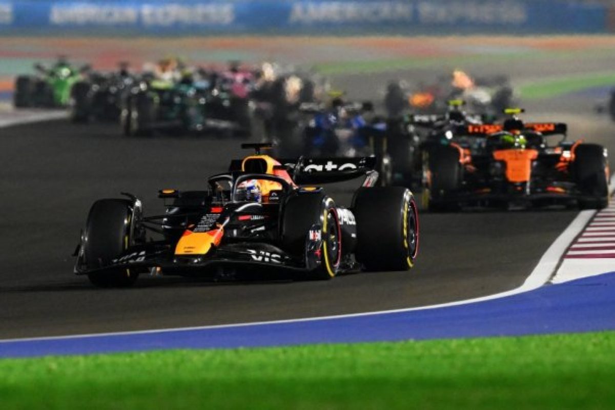 Verstappen győzött a Katari Nagydíjon, izgalmas marad a Forma-1 világbajnoki küzdelem