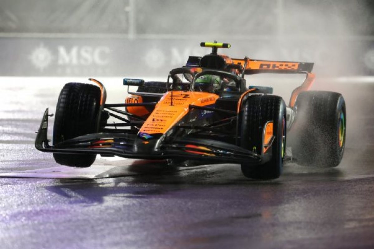 Legendás teljesítmény: Norris megszerezte a pole-t az esős Las Vegas-i F1-es időmérőn