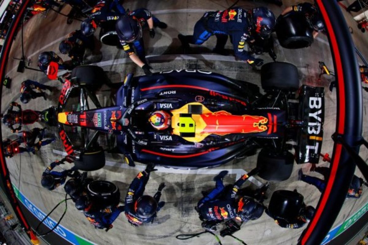 Gumiszalagok és gyors csere – Körlimit és kerékcsere Katarban