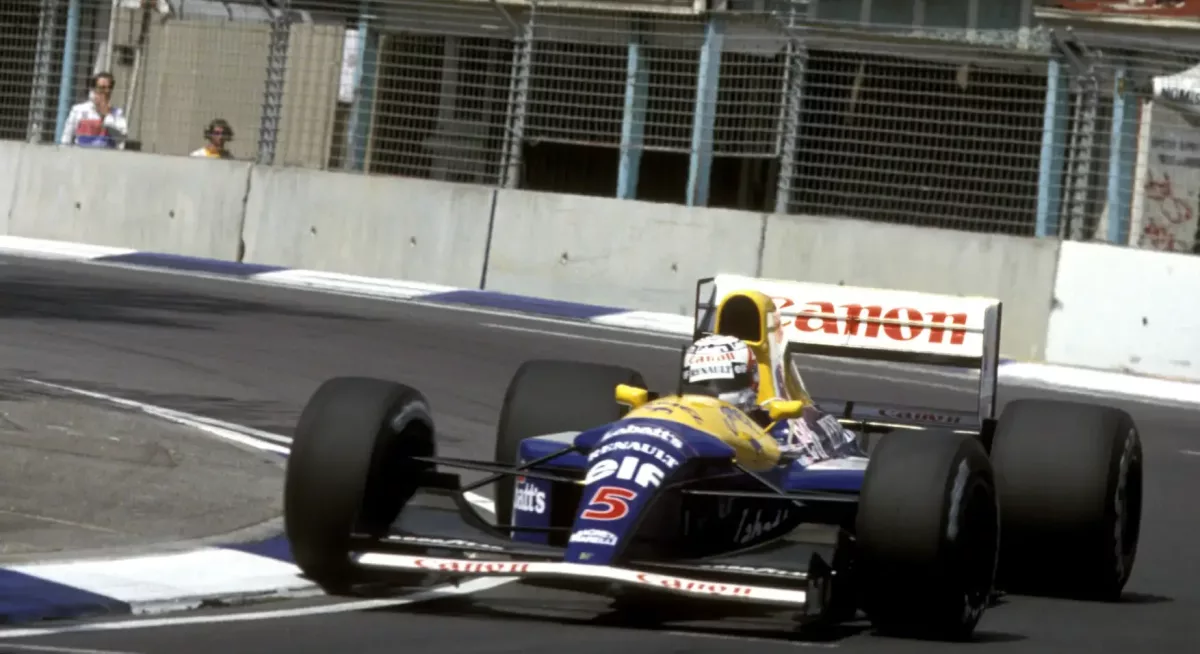 Az alábbi cím hatásos lehet: „Mansell menekült, Senna dühös volt: az első F1-es búcsú undort váltott ki
