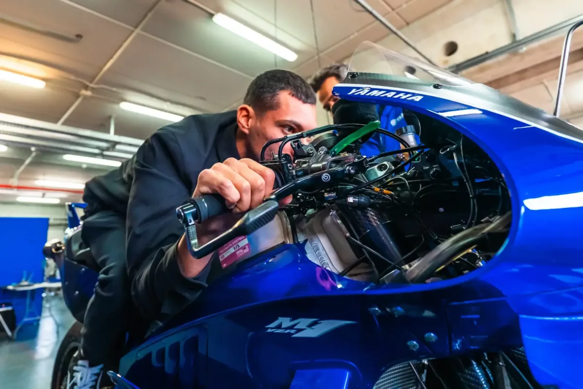 A Yamaha új lendületet vett: Razgatlıoğlu ígéretes kezdésével a V4-es motor fejlesztése folytatódik