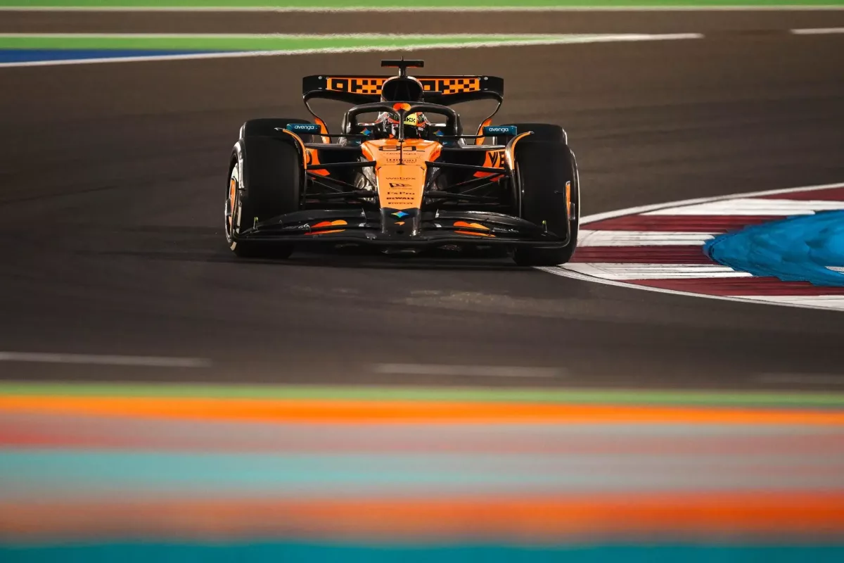 Az Első Helyért Csata: Piastri és Norris versenyben a bajnoki címért