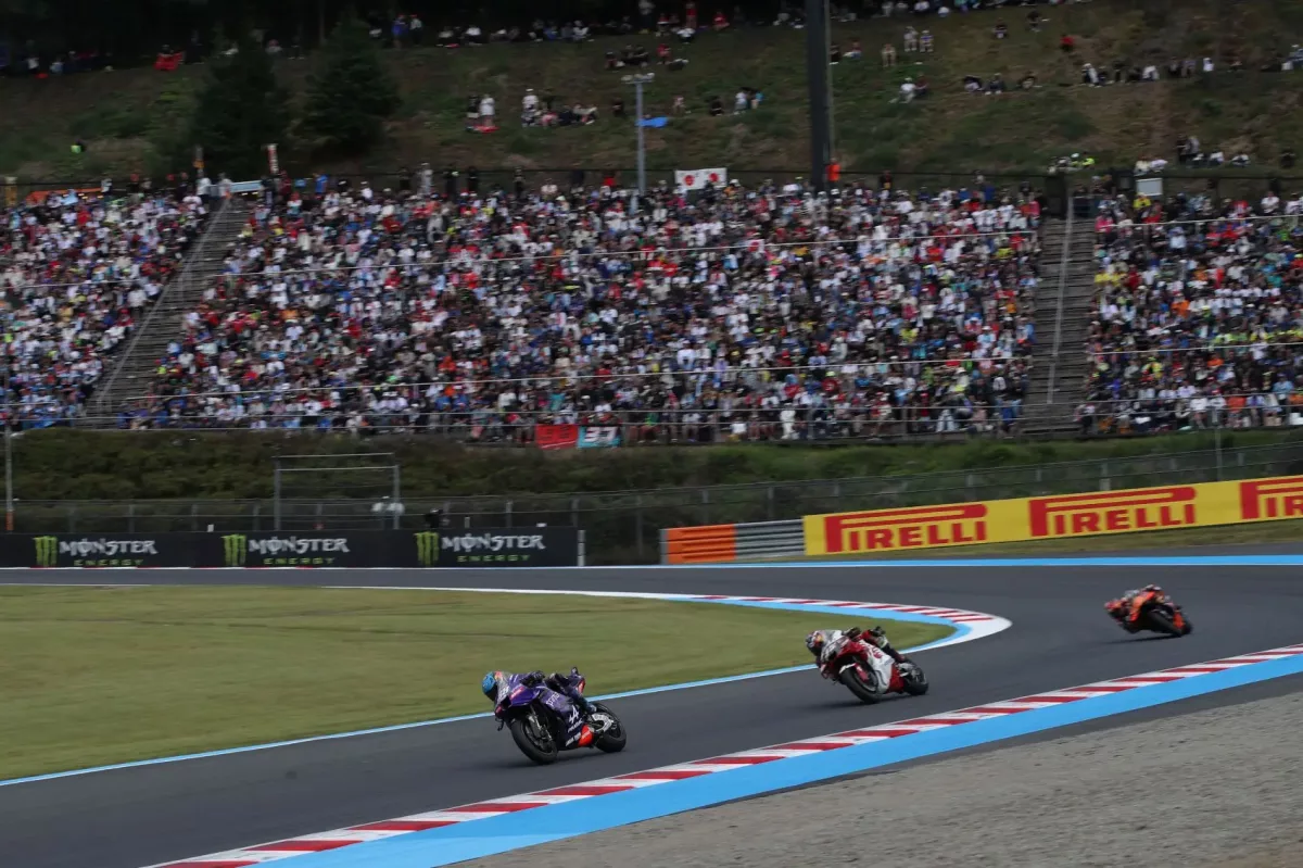 A MotoGP történelmének három ikonikus alakja búcsúzik: két versenyző és egy csapattulajdonos