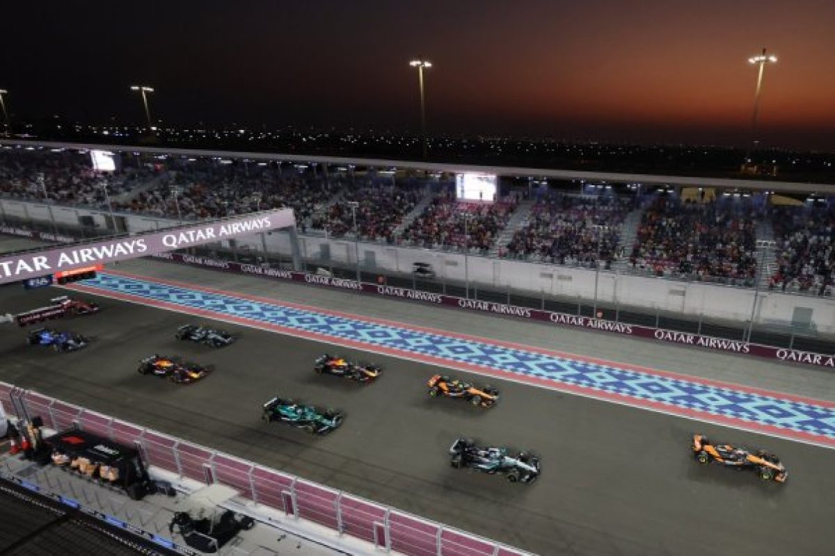 Az F1-es Katari Nagydíj rajtrácsa