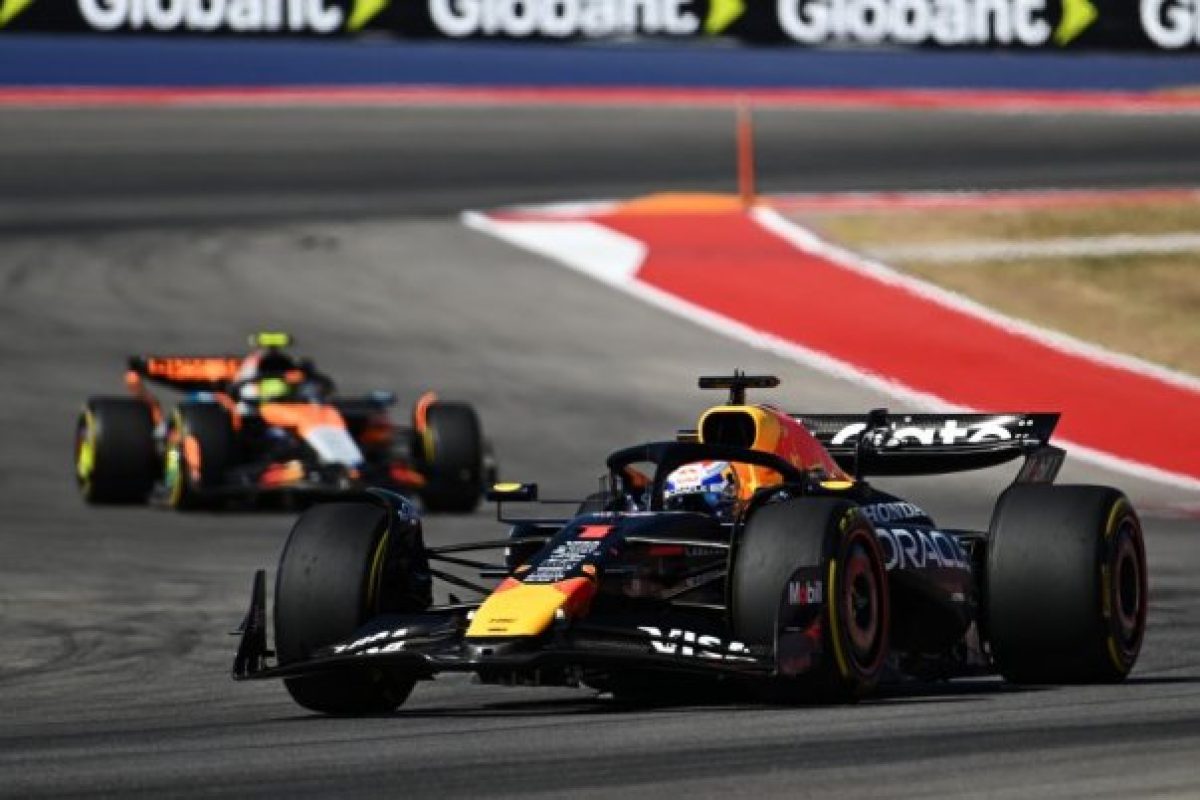 Russell erősebb Red Bullt vár, gyengébb McLarent a Las Vegas-i versenyre