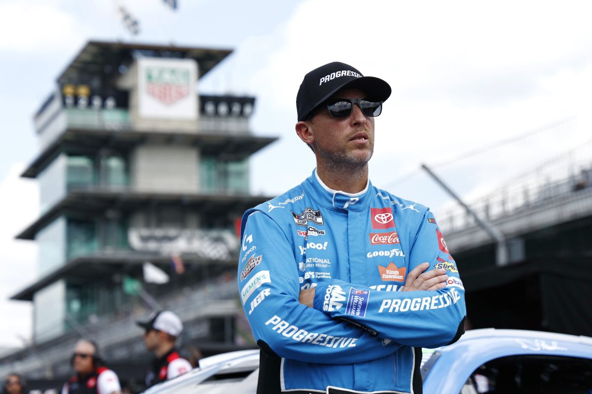 A zseniális Michael Jordan és a konfliktusos Denny Hamlin üzleti viadala