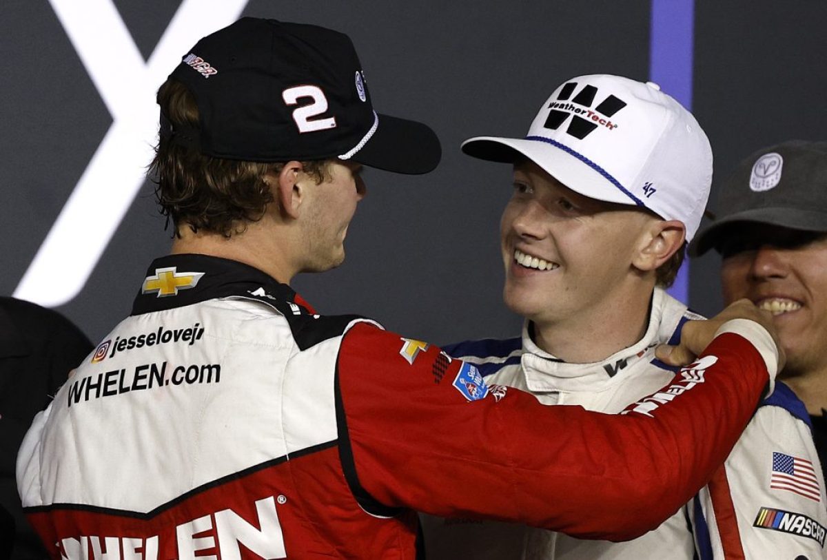 A NASCAR új bajnokának kinevezése botrányt kavart, ami a rájátszás sorsát is meghatározhatja