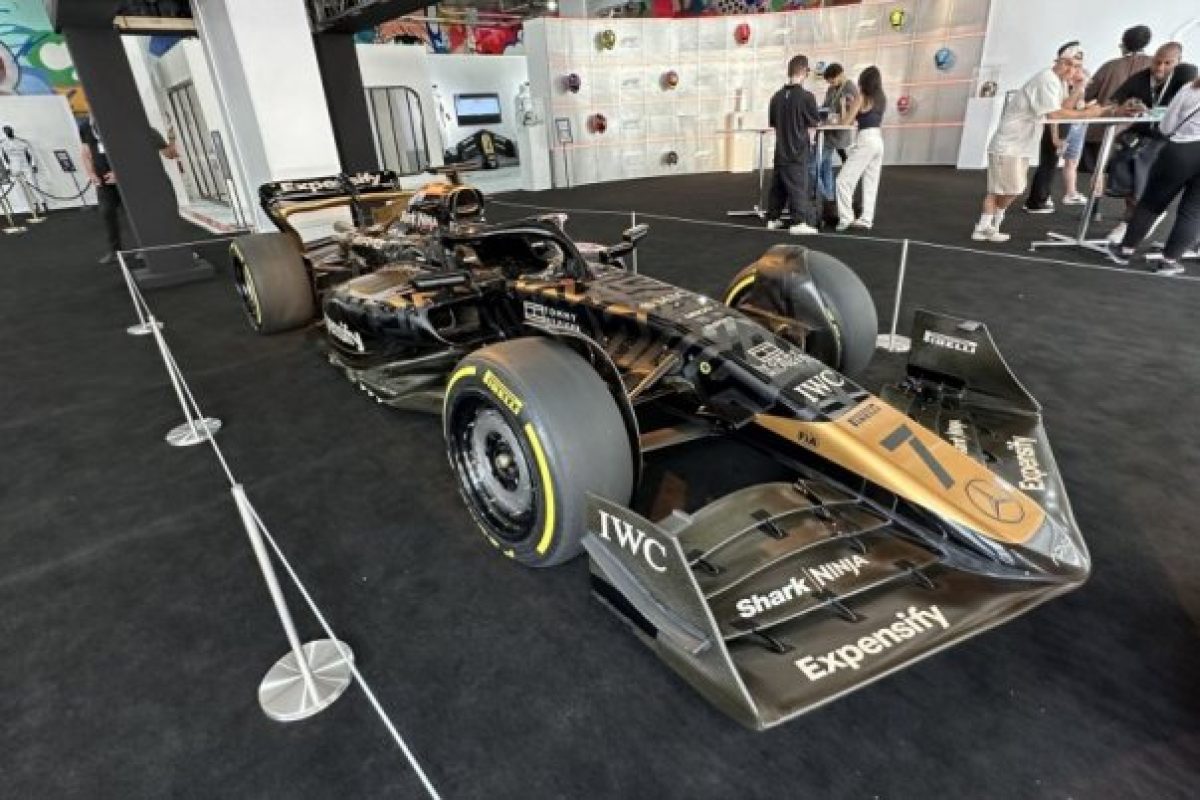 Konzultációban Hamiltonnal az F1 jövője