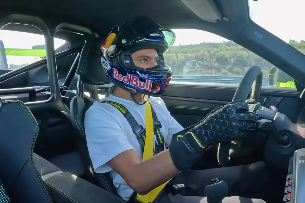 Razgatlıoğlu történelmet írt – négy kerekével döntött rekordot hazai pályán