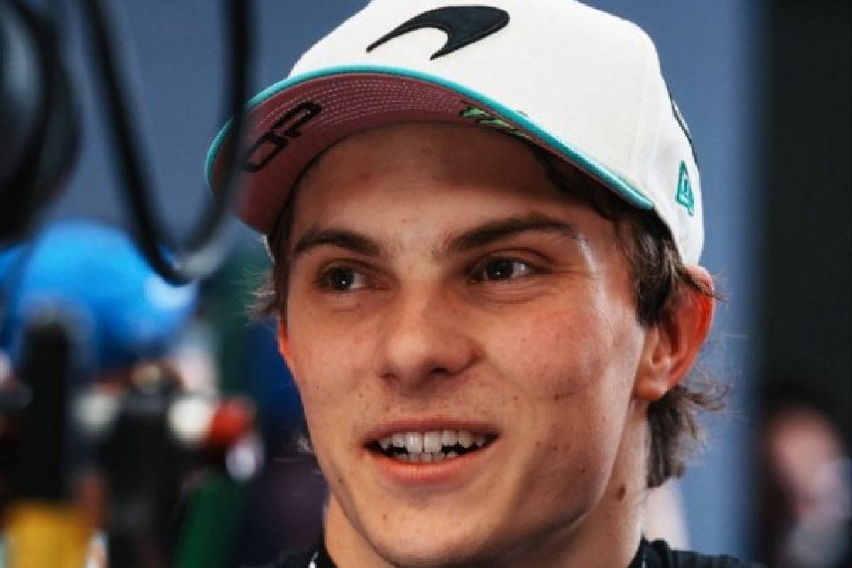 Az F1-es versenyzés súlyos pillanatai: Piastri vs. Kimi