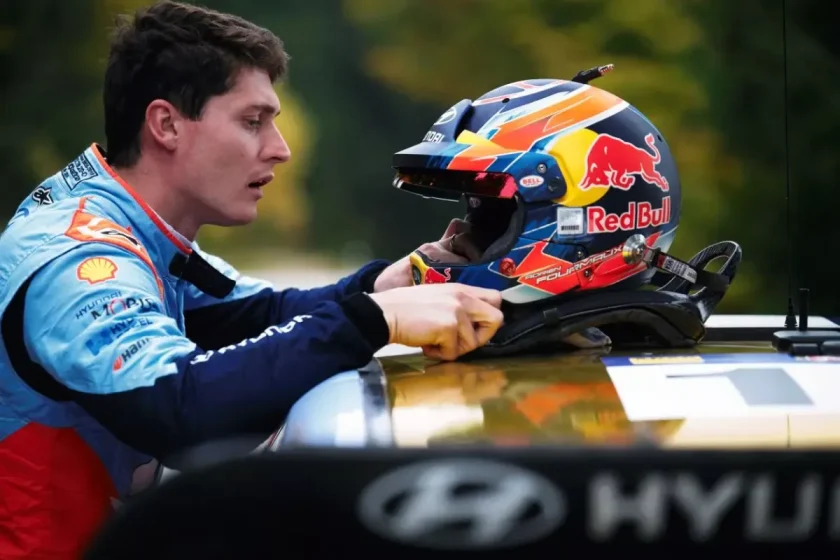 A Hyundai frissíti Rally2-es versenyautóját – Paddon és Fourmaux is teszteli a gépet!