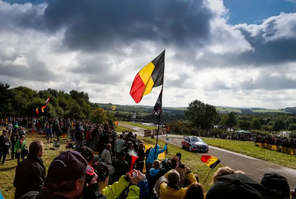 A gyors és ügyes Neuville: A szüret előtt és WRC-győzelem után