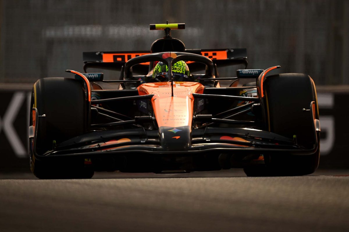 Ausztrál Nagydíj: Norris vezet Verstappen előtt, Piastri kiesett a top 10-ből