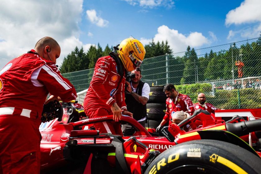 A Vasseur interjúban: Hamilton a Ferrari falai között más arcát mutatja, mint a kamerák előtt