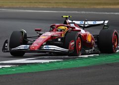 A Ferrari fontolóra veszi Hamilton mérnökének lecserélését