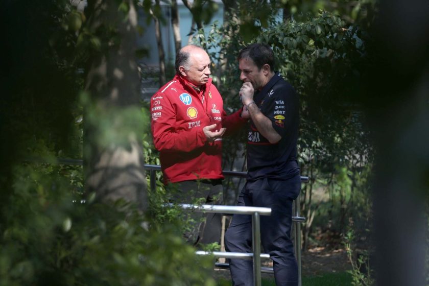 A Ferrari Barcelonában a túlélésért versenyez