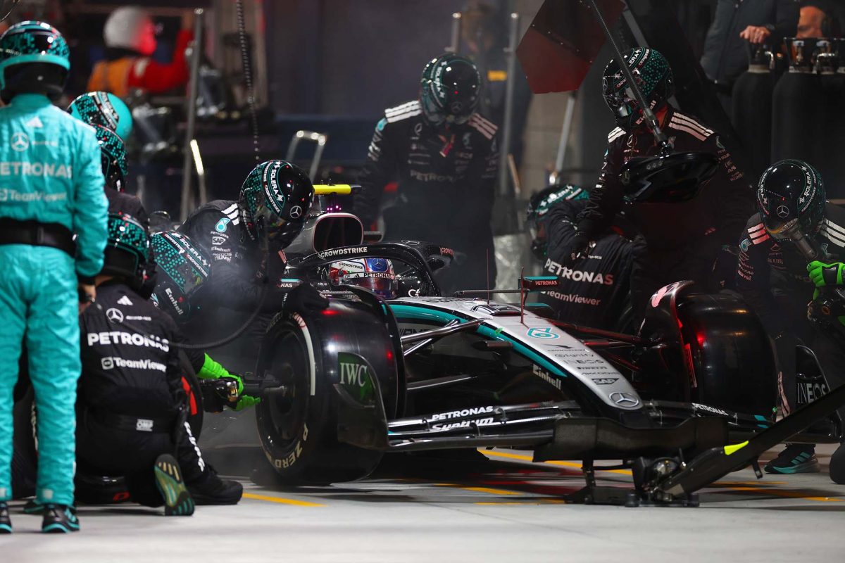 A Mercedes áttörést hoz a versenyzésben az állítható első szárnyával Abu Dhabiban