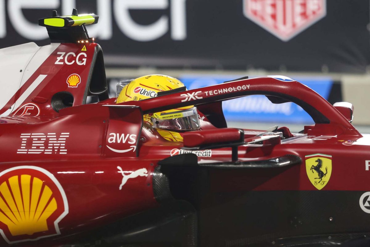 Hamilton változtatásokat sürget a Ferrarinál