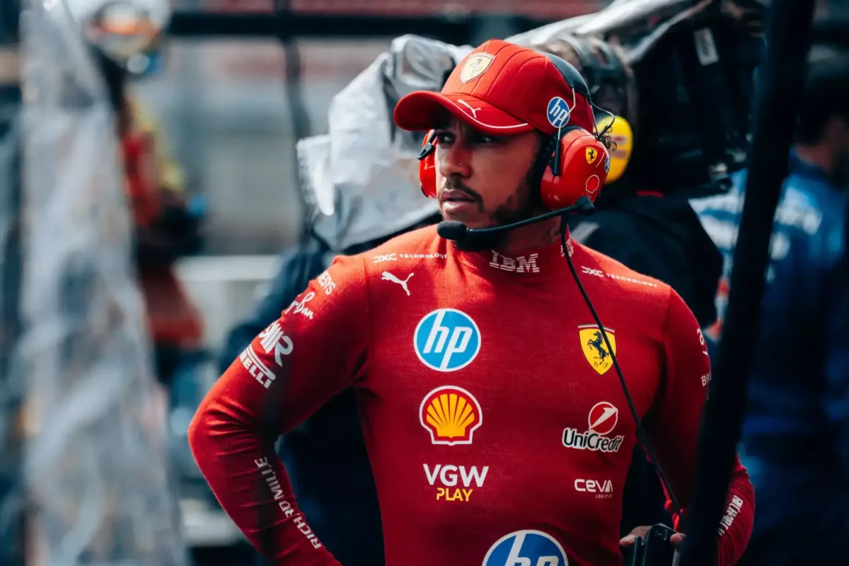 A Hamilton család karácsonyi ajándékelcsalása