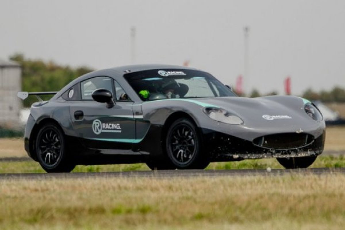 Az elitbe lép: Zsebő Marcell a rangos brit bajnokságban folytathatja karrierjét