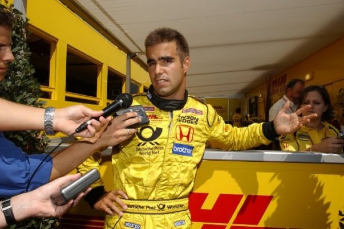 Az F1-es csapatok közötti tárgyalásokban részt vevő Baumgartner és a Minardi kapcsolata