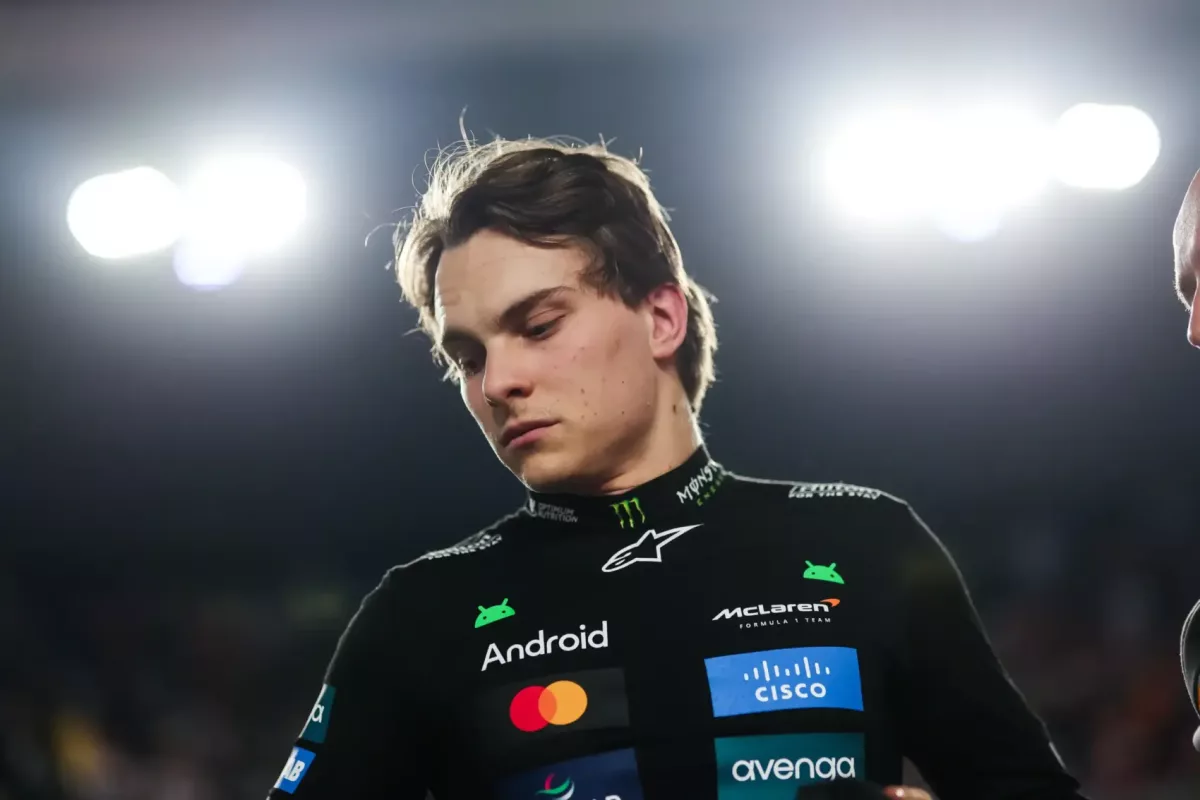 Piastri szerint a McLarennek 2026-ban is úgy kell kezelnie őt és Norrist, ahogy az idén tette