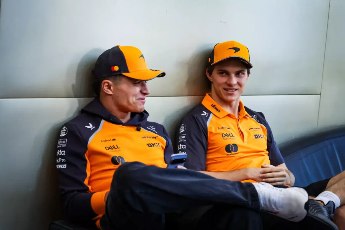 Versenyfutás a pole pozícióért: Norris csalódott, Piastri céltudatos