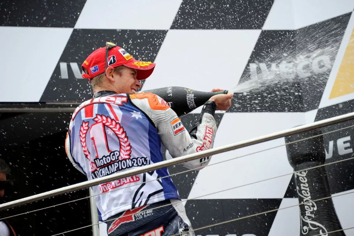 Az újságíró beszámolt Stoner világbajnoki címeiről és kiválasztotta, melyik áll hozzá közelebb