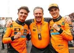 McLaren botrány: korábbi pilótájuk kinevetése és kínos poénok az évzáró bulin