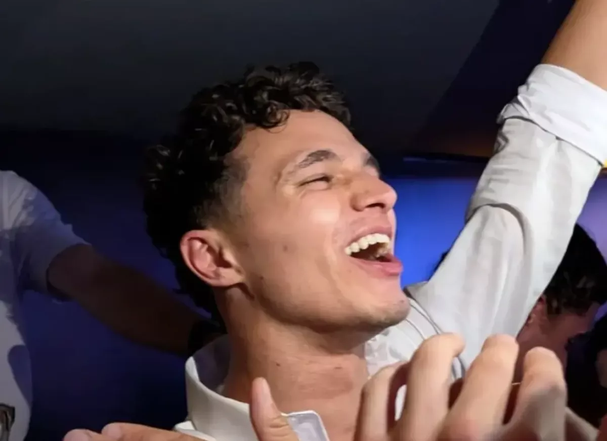 Norris vad partizással és káprázatos győzelemmel köszöntötte a világbajnoki címet