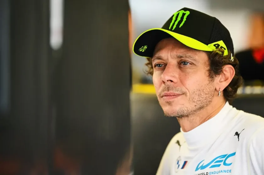 Az ikonikus versenyző, Valentino Rossi, befejezte második világbajnoki pályafutását