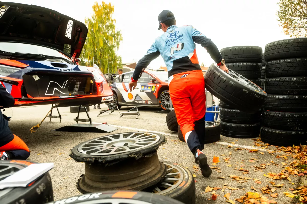 Versenyszekszón a Hankook: Kemény harcok és izgalmas pillanatok a WRC-ben