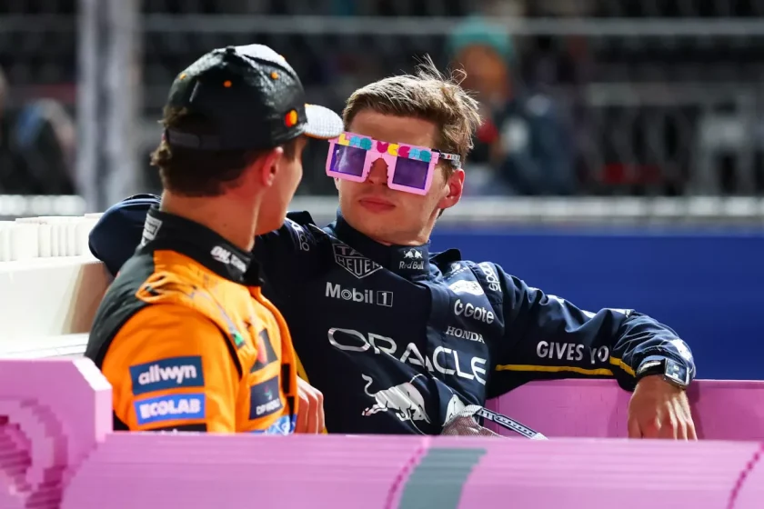 Az F1-s hős, Verstappen, karácsonyi csodája: Egyedi bemutatkozás a világnak!