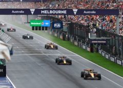 Az F1 2025: Teltház és Siker a Pit Lane-en