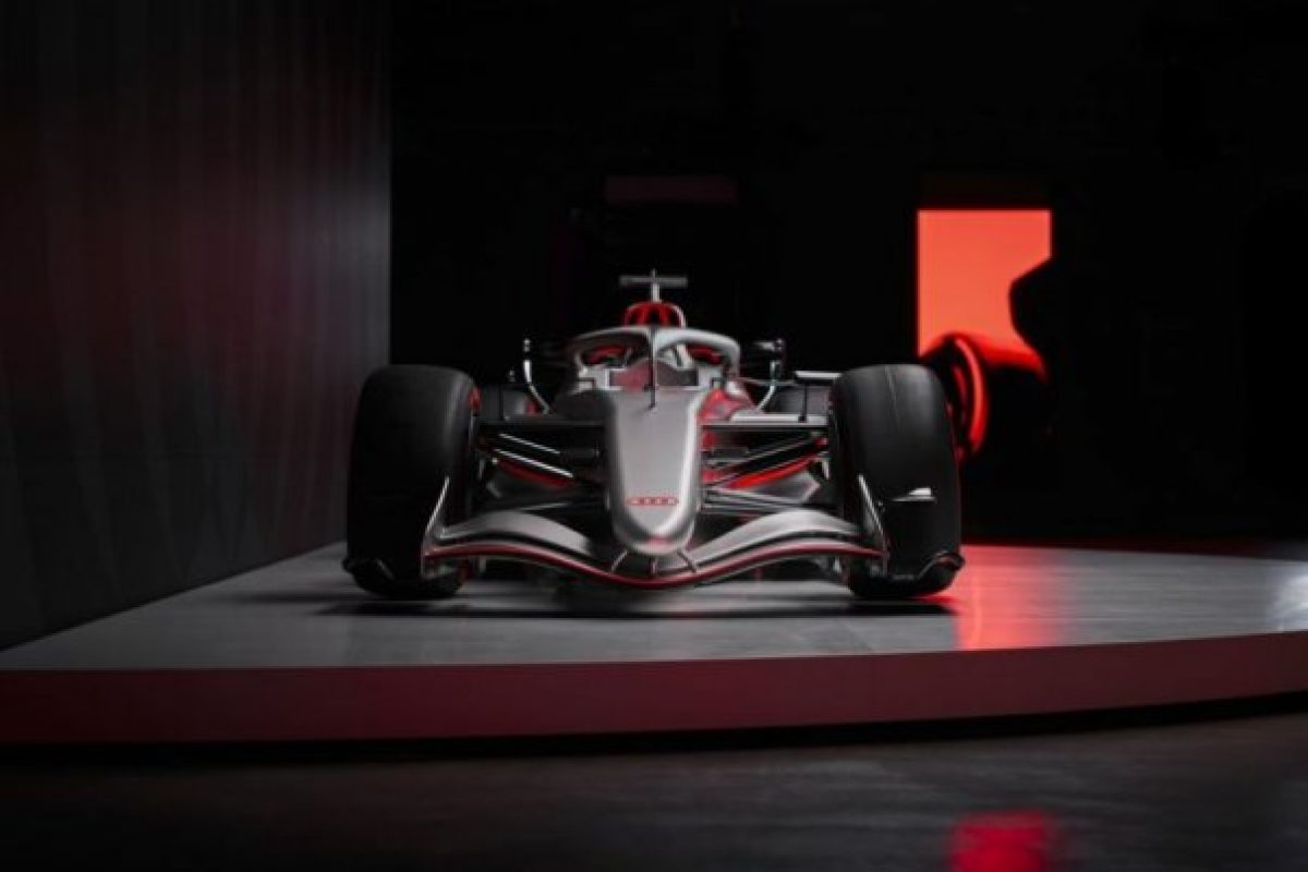 Az új fórmula-1 csapat érkezését jelző cím: „Audi Revolut F1 Team: köszöntés a versenypályán, búcsúzás a Saubertől!