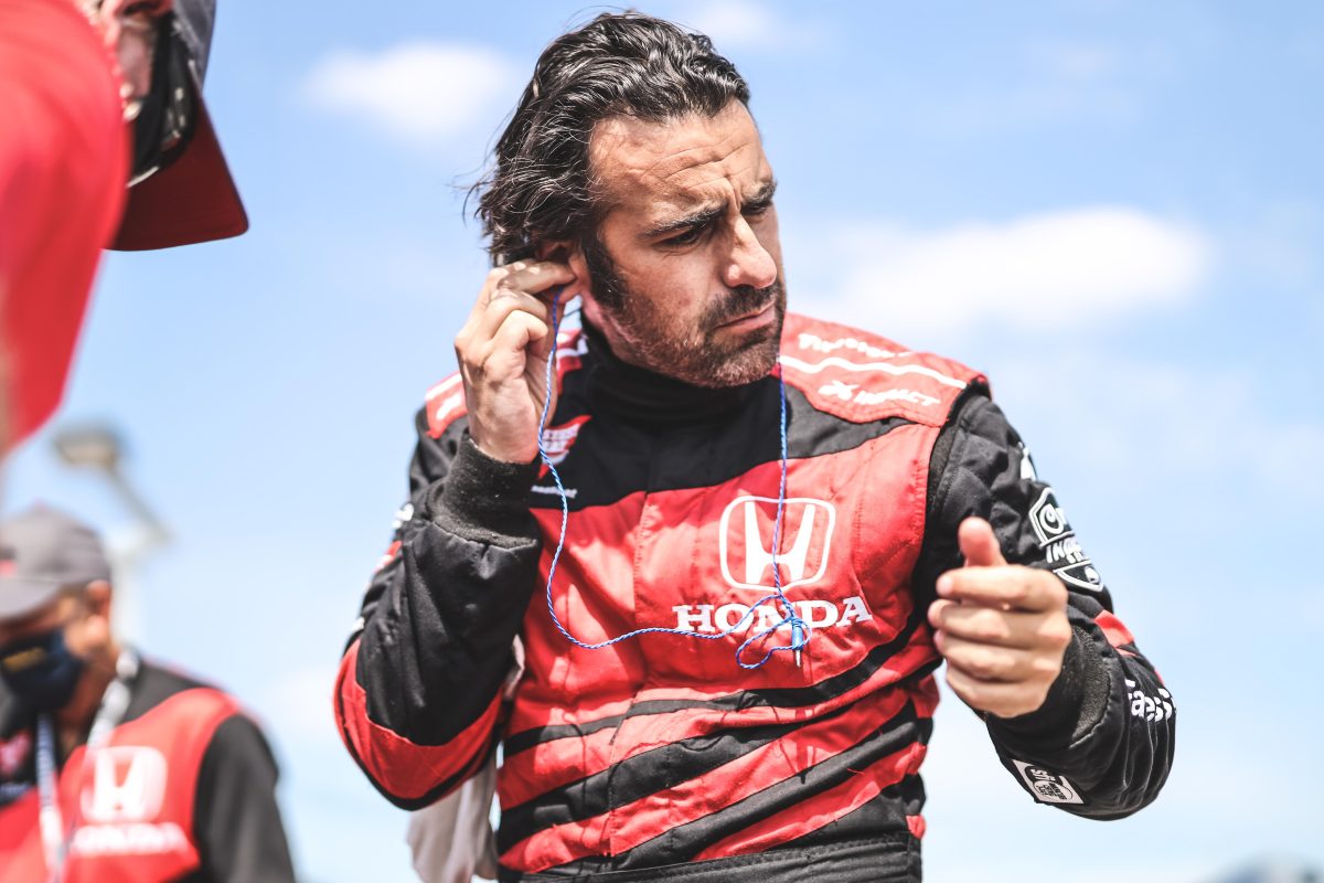 A Visszatérés Kihívása: Dario Franchitti 13 évvel súlyos balesete után visszatér a versenypályákra