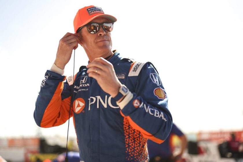 A „Drámai fordulat az IndyCar világában: Legendás versenyzőt lovaggá ütik!” című cikket.