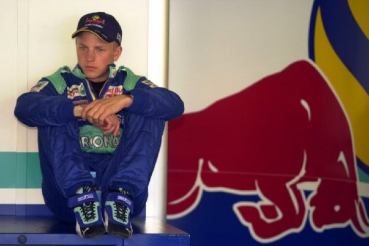 A legendás Kimi Raikkönen visszatér az F1-be – Új szerződéssel a mezőnyben!