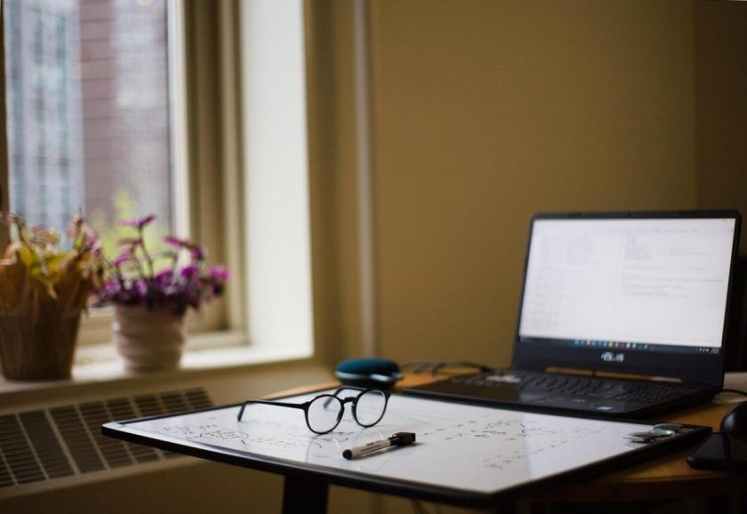 Miért döntsön használt üzleti laptop mellett?