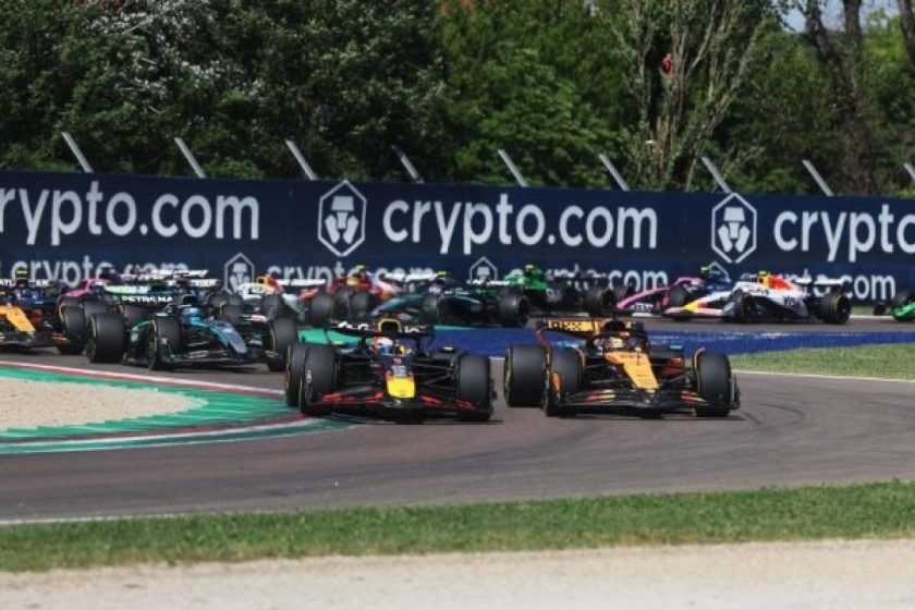 Az év legemlékezetesebb F1-es előzése: Verstappen és Piastri a főszerepben