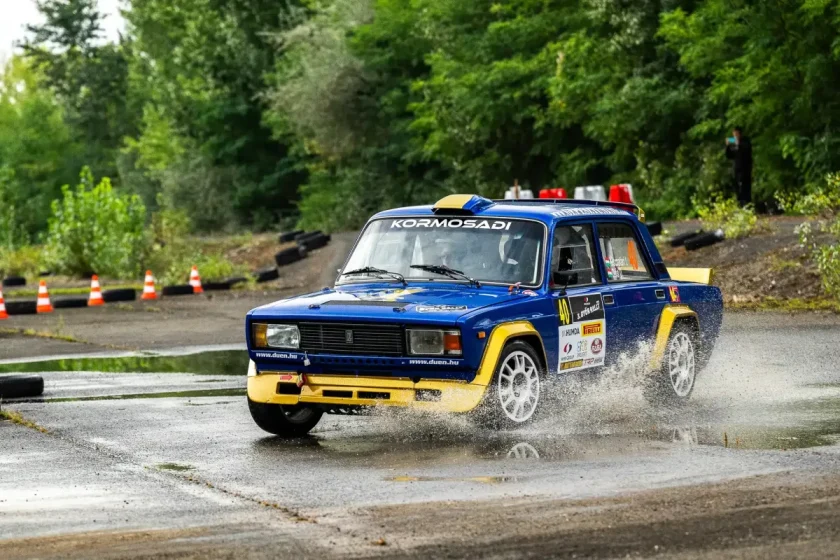 A PSZA Motorsport dupla sikerrel búcsúzik az évtől