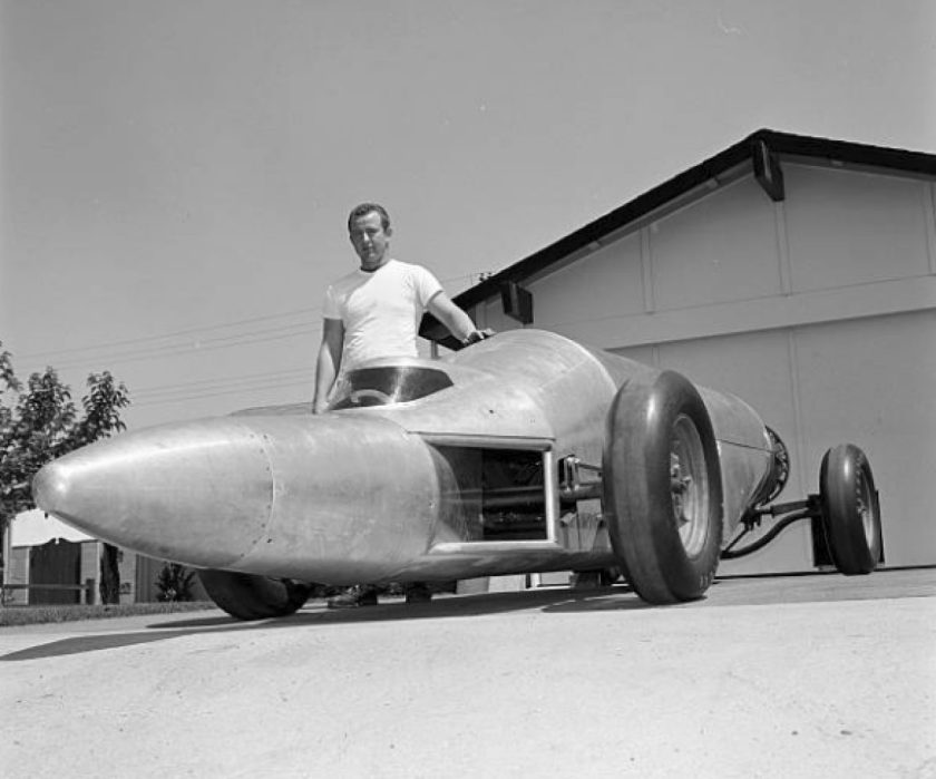 Az „Expedíció a Fény Győzelmeért: A Hangsebesség Ellenállhatatlan Elsöprése”表示。