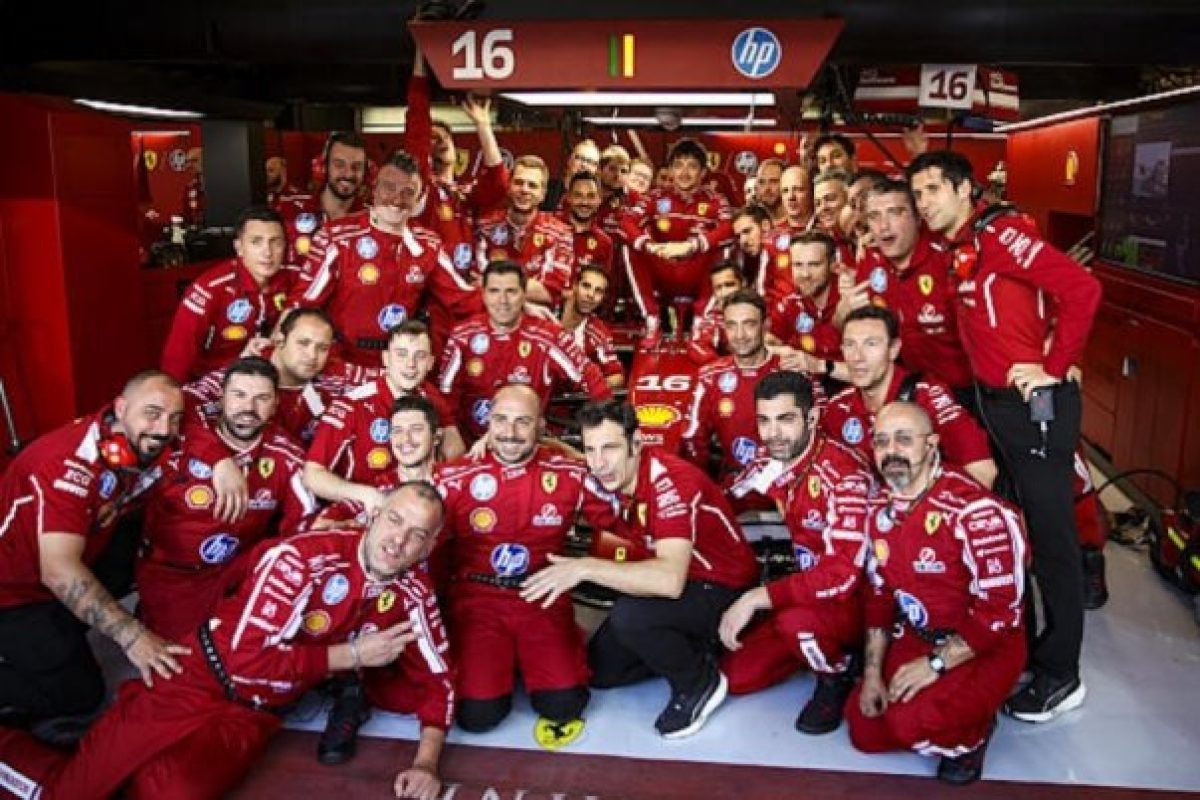 Az F1 világa lázban: Ferrari és Bologna csatája 2030-ban
